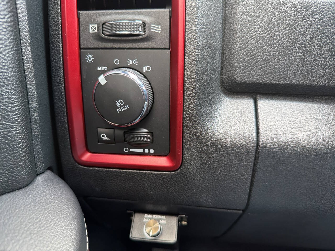 Used 2016 RAM 1500 Rebel w/ Luxury Group AWD/4WD image 12