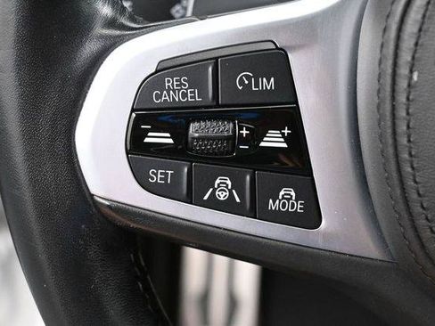 Used 2019 BMW 330i xDrive Sedan w/ M Sport Package AWD/4WD image 18