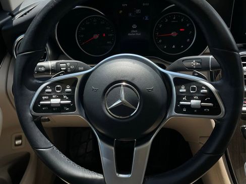 Used 2022 Mercedes-Benz GLC 300 image 12