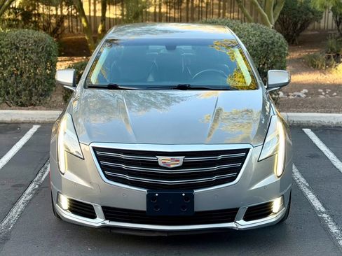 Used 2019 Cadillac XTS Luxury image 2