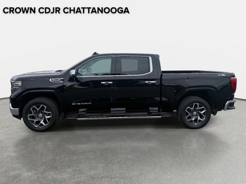 Used 2025 GMC Sierra 1500 SLT w/ SLT Premium Plus Package AWD/4WD image 2