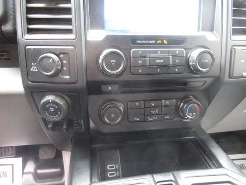 Used 2018 Ford F150 XL w/ Equipment Group 101A Mid AWD/4WD image 20