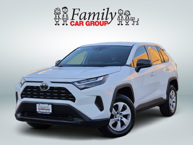 Used 2024 Toyota RAV4 LE FWD image 1