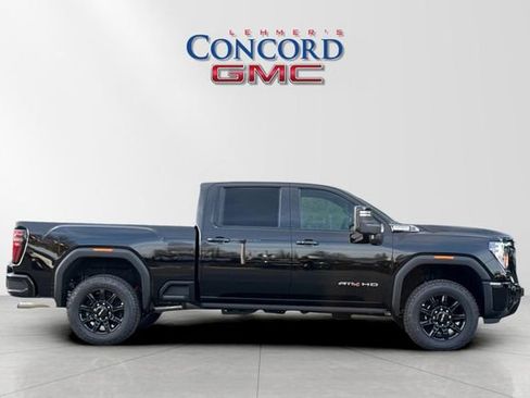 New 2026 GMC Sierra 2500 AT4 w/ AT4 Premium Plus Package image 3