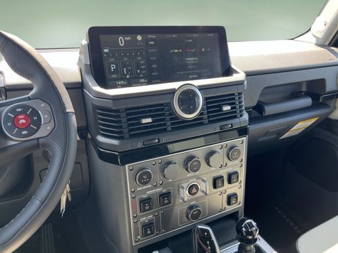 Used 2025 INEOS Grenadier Fieldmaster Edition AWD/4WD image 16