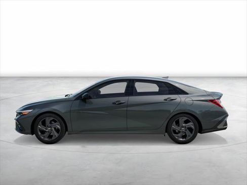 New 2026 Hyundai Elantra Sport image 3