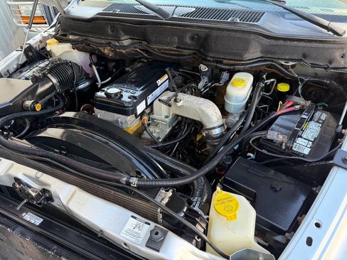 Used 2005 Dodge Ram 3500 Truck ST w/ Trailer Tow Group image 10