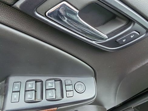 Used 2015 GMC Yukon SLT w/ HD Trailering Package image 21