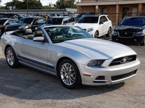 Used 2014 Ford Mustang Premium w/ Equipment Group 202A image 17