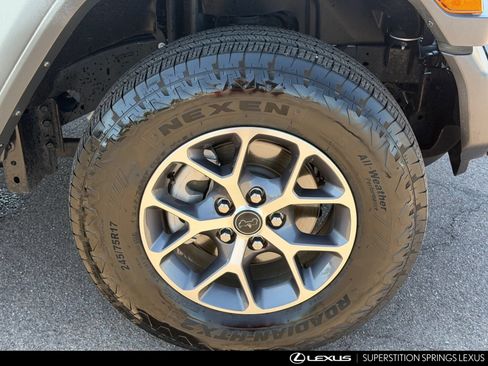 Used 2025 Jeep Wrangler Sport AWD/4WD image 10