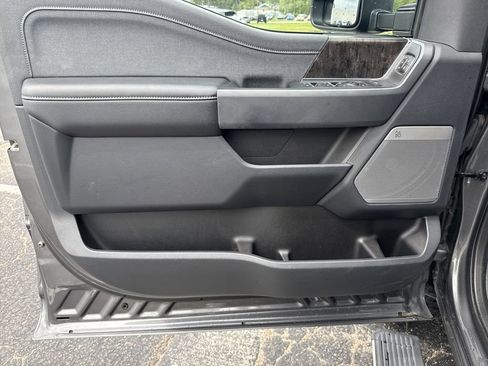 Used 2023 Ford F250 Lariat w/ Lariat Ultimate Package image 10