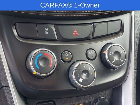 Used 2020 Chevrolet Trax LS FWD image 21