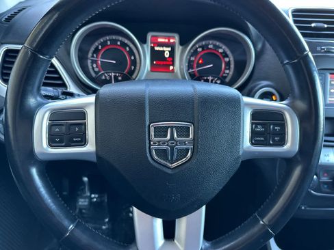 Used 2019 Dodge Journey SE w/ Premium Group FWD image 23