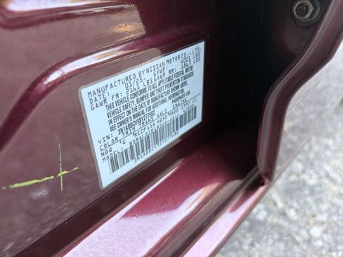 Used 2025 Nissan Sentra SV FWD image 27