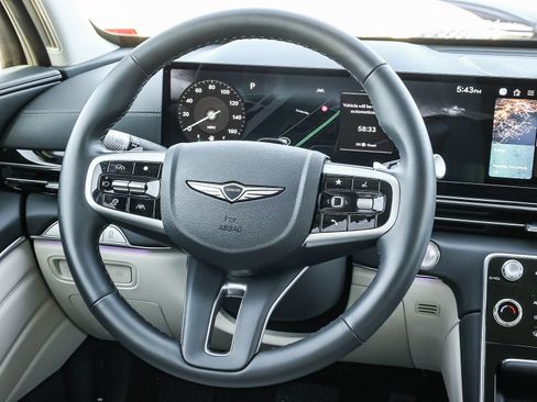 Used 2026 Genesis GV80 2.5T RWD image 16