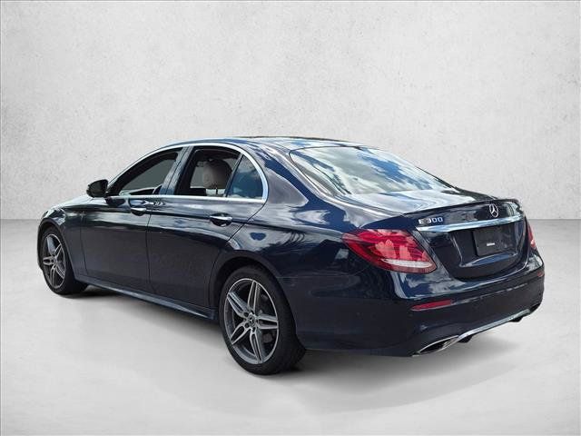 Used 2018 Mercedes-Benz E 300 4MATIC image 5