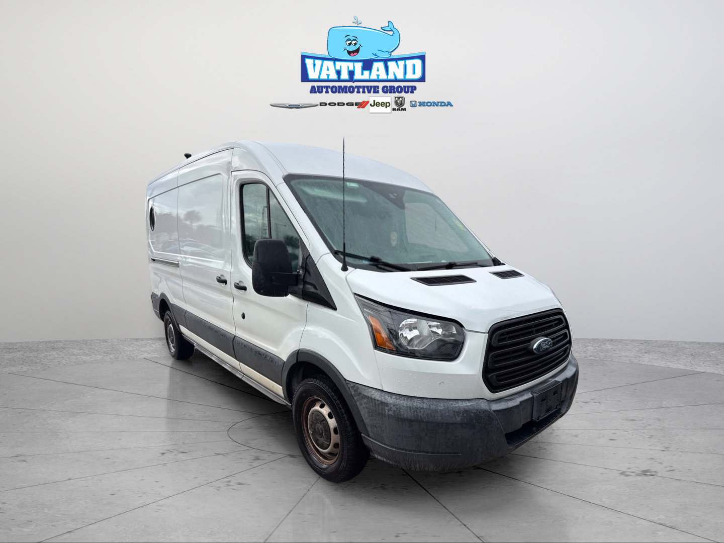 Used 2017 Ford Transit 250 148 Medium Roof RWD image 8