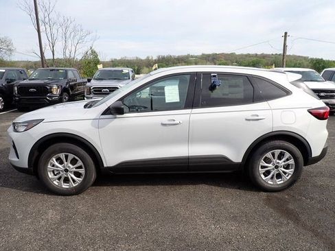 New 2026 Ford Escape Active w/ Tech Pack #1 AWD/4WD image 2
