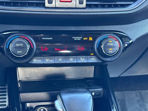 Used 2022 Kia Forte GT w/ GT2 Package image 28