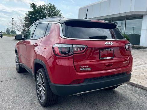 Certified 2023 Jeep Compass Limited w/ Elite Group AWD/4WD image 8