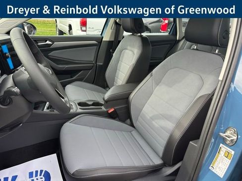 New 2026 Volkswagen Jetta SE image 25