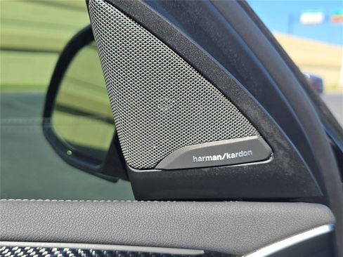 Certified 2024 BMW X4 M40i w/ Premium Package image 14