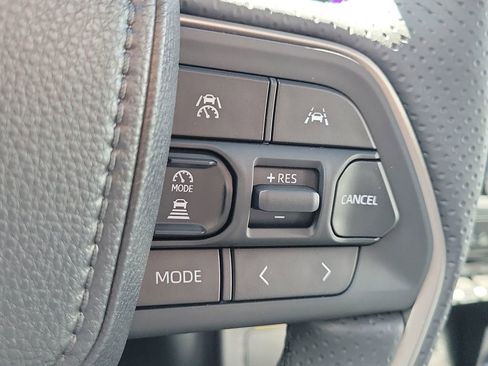 New 2026 Toyota 4Runner TRD Off-Road Premium AWD/4WD image 10