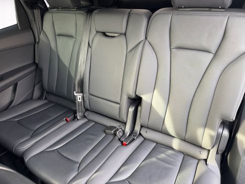 Used 2025 Audi Q7 3.0T Premium Plus image 13