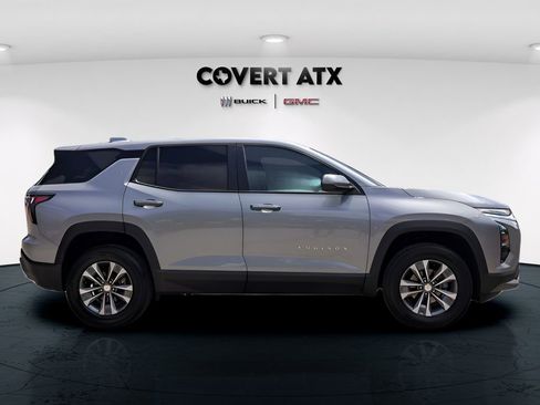 Used 2026 Chevrolet Equinox LT FWD image 8