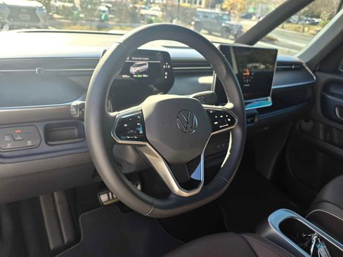 Used 2025 Volkswagen ID. Buzz Pro S image 25