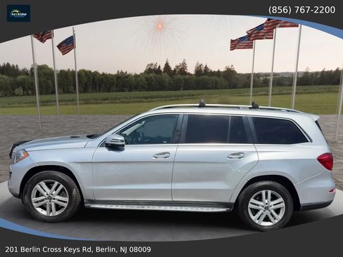 Used 2013 Mercedes-Benz GL 450 4MATIC image 2
