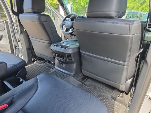 Used 2024 Toyota Sequoia Platinum AWD/4WD image 11