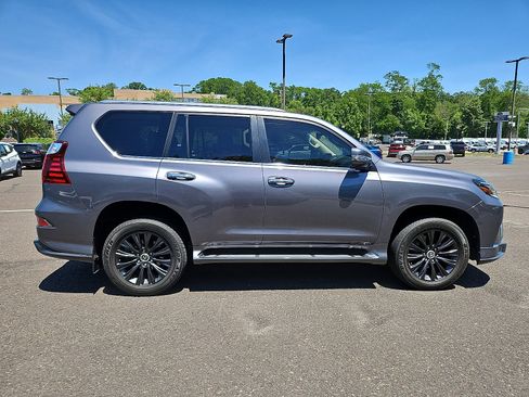 Used 2022 Lexus GX 460 Premium w/ Accessory Package AWD/4WD image 7