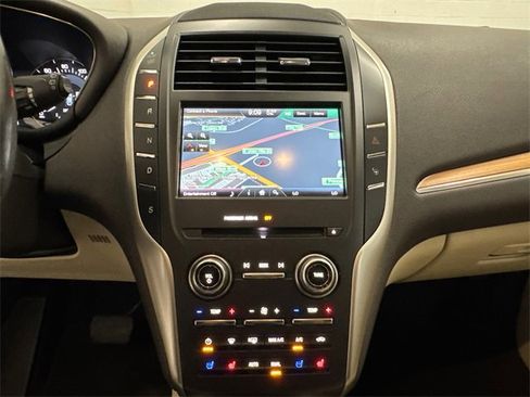 Used 2015 Lincoln MKC Base w/ Equipment Group 102A Reserve image 16