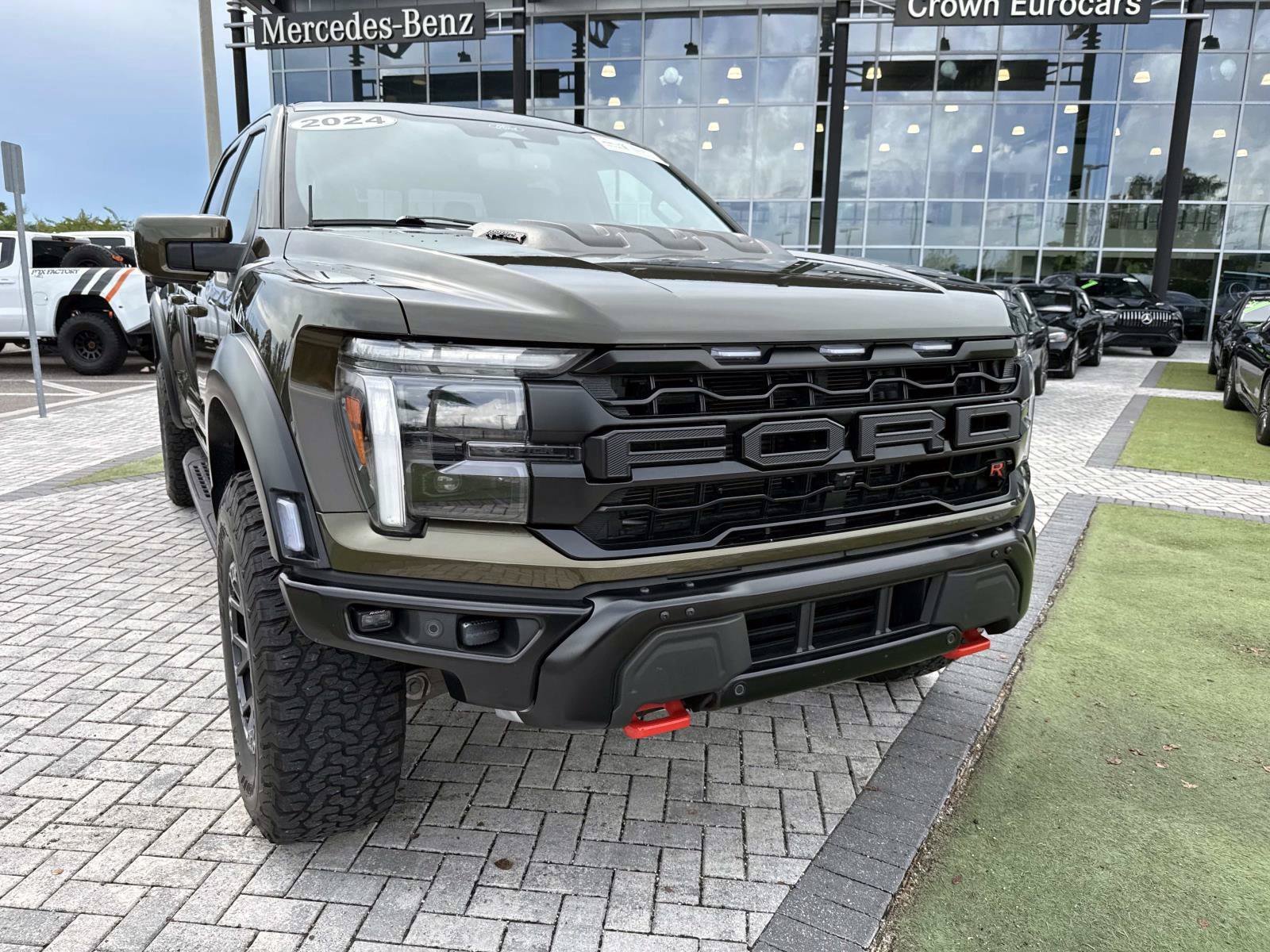Used 2024 Ford F150 Raptor w/ Equipment Group 803A Raptor R AWD/4WD image 8