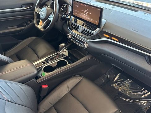 Certified 2023 Nissan Altima 2.0 SR image 16