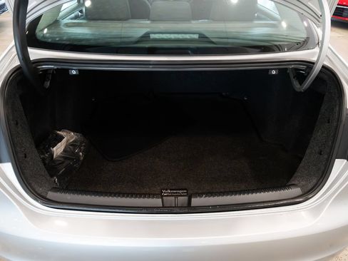 Used 2012 Volkswagen Jetta S FWD image 8