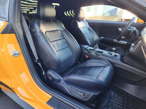 Used 2019 Ford Mustang GT w/ GT Performance Package image 18