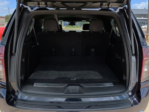 Used 2023 Chevrolet Suburban Premier AWD/4WD image 45