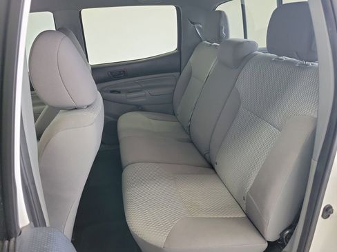 Used 2013 Toyota Tacoma PreRunner w/ SR5 Pkg image 11