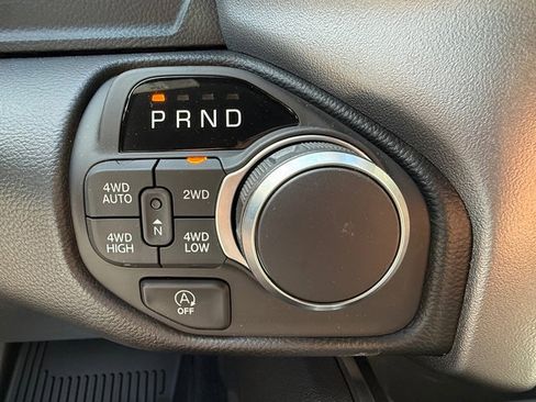 New 2026 RAM 1500 Big Horn AWD/4WD image 22