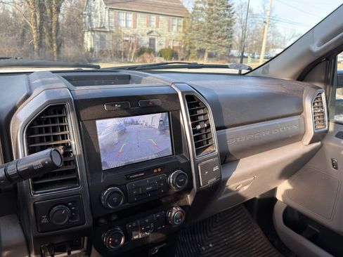 Used 2021 Ford F350 XLT w/ XLT Value Package image 9