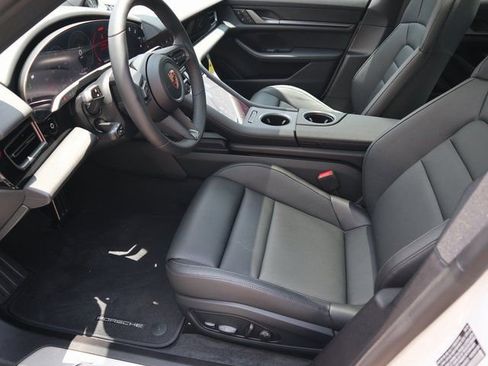 New 2025 Porsche Taycan 4S AWD/4WD image 5