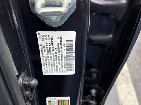 Used 2017 Honda CR-V EX image 32