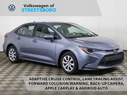 Used 2022 Toyota Corolla LE FWD image 1