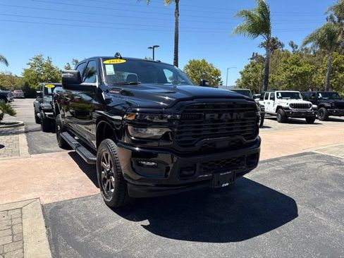 Certified 2025 RAM 2500 Big Horn AWD/4WD image 4