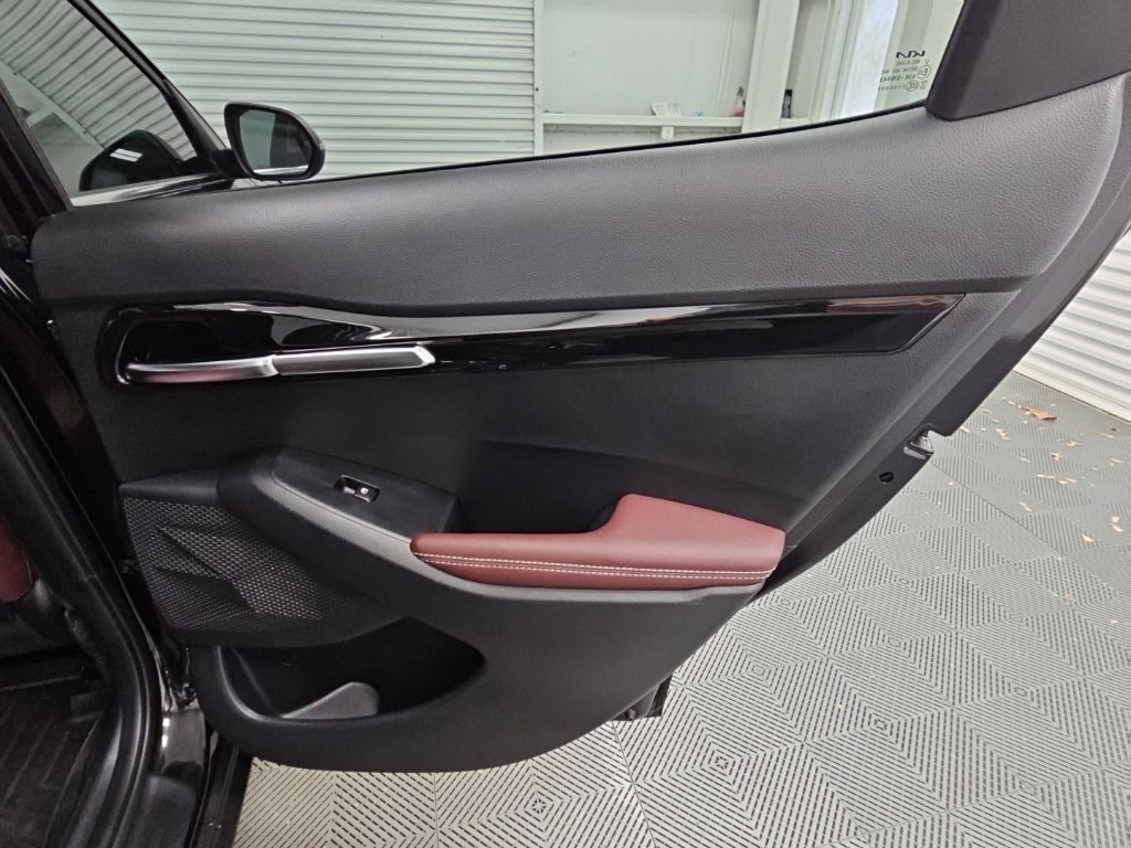 Used 2023 Kia Seltos SX w/ SX Sunroof Package AWD/4WD image 37