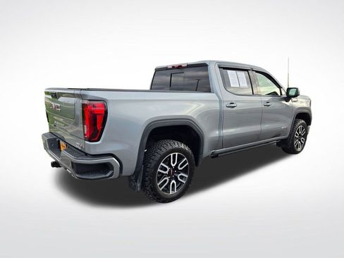 Used 2024 GMC Sierra 1500 AT4 w/ Technology Package image 3