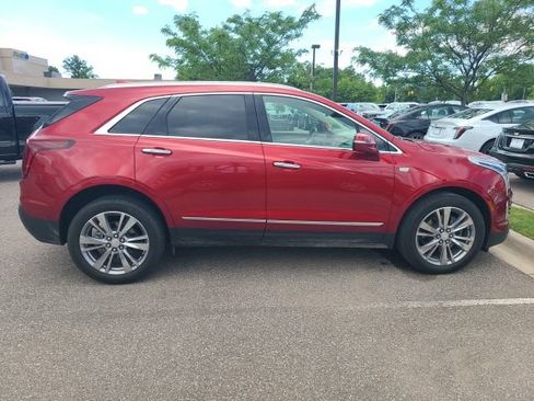 Used 2024 Cadillac XT5 Premium Luxury w/ Technology Package FWD image 7