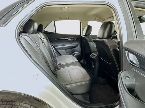 Certified 2022 Buick Envision Preferred FWD image 25